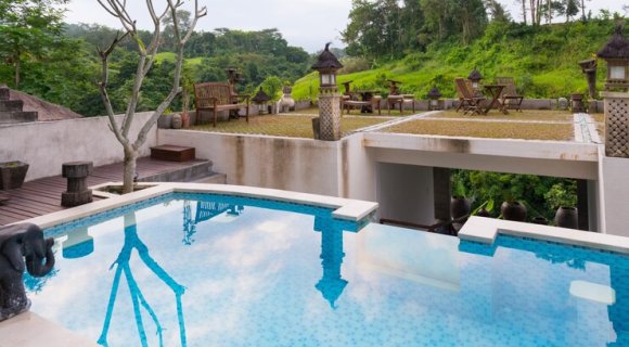 Six luxury villas worth more than 680 million dirhams were sold in four months