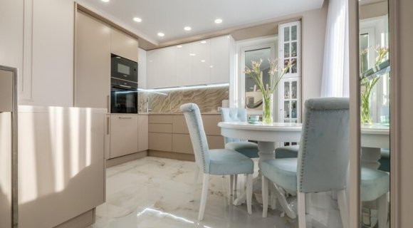 Weekly transactions in the Dubai real estate market exceeded 11.3 billion dirhams