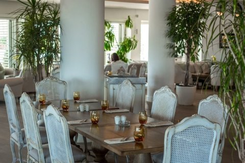 Weekly real estate transactions in Dubai exceeded 9.1 billion dirhams