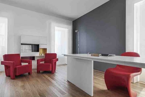 سجلت دبي أكثر من 310 مليون دولار في معاملات العقارات يوم الخميس