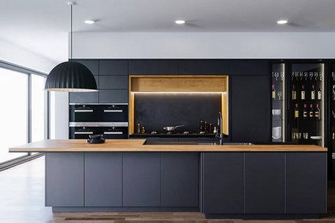 يستخدم كبار الوسطاء العقاريين في دبي برج خور دبي المهجور التابع لشركة إعمار لجذب الاستثمار الدولي