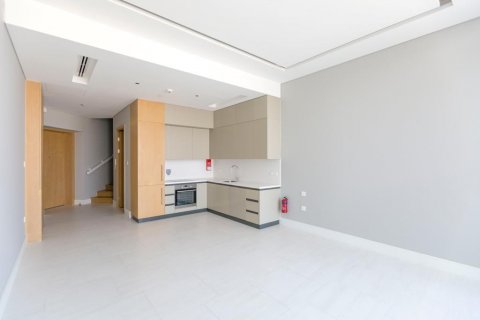 Apartment sa SLS TOWER sa Business Bay, Dubai, UAE 1 silid-tulugan, 111.74 sq.m. № 597531 - larawan 1