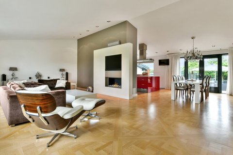 ارتفاع إيجارات الشقق والفلل في دبي بنسبة 26٪ إلى 28٪ في الربع الثالث من عام 2022