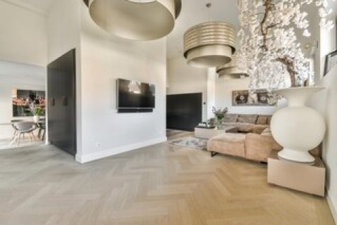 В Дубае всё чаще стали появляться объявления о домах стоимостью 100 миллионов дирхамов