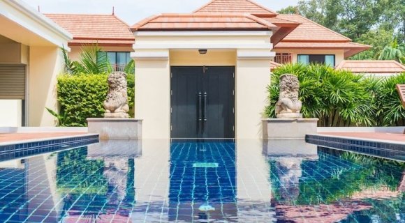 On Thursday, December 15, 2022, real estate transactions worth more than 1.7 billion dirhams were registered in Dubai