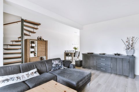 الملياردير الهندي أمباني ينفق 163 مليون دولار على آخر فيلا يملكها الشايع في دبي