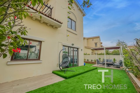Shtëpi në qytet në Reem, Dubai, Emiratet e Bashkuara Arabe 3 dhoma gjumi, 240 m2. № 597639 - Foto 1