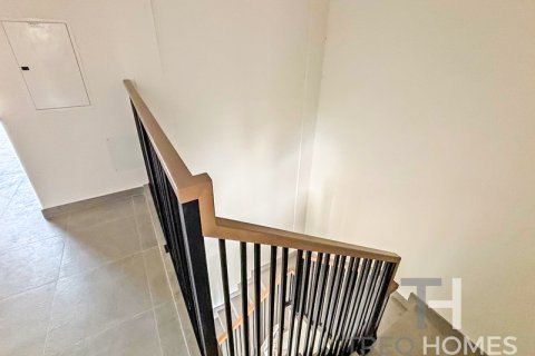Villa til leie i Dubai, Emiratene 4 soverom, 216 kvm Nr. 597640 - Foto 6