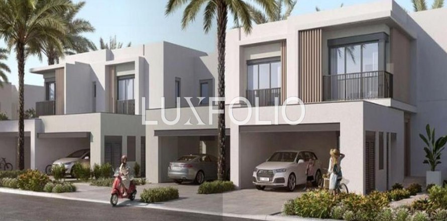 Villa in Jebel Ali, Dubai, UAE 3 bedrooms, 203 sq.m. № 627718