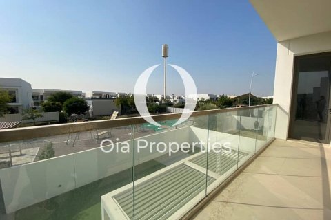 Villa on the Yas Island, Abu Dhabi, UAE 4 bedrooms, 450 sq.m. № 609079 - photo 7