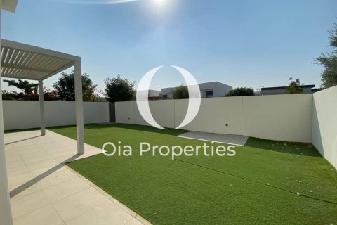 Villa on the Yas Island, Abu Dhabi, UAE 4 bedrooms, 450 sq.m. № 609079 - photo 3