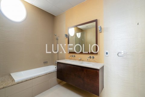 Apartemen di Palm Jumeirah, Dubai, UEA 3 kamar tidur, 222 m2 nomor 627762 - foto 15