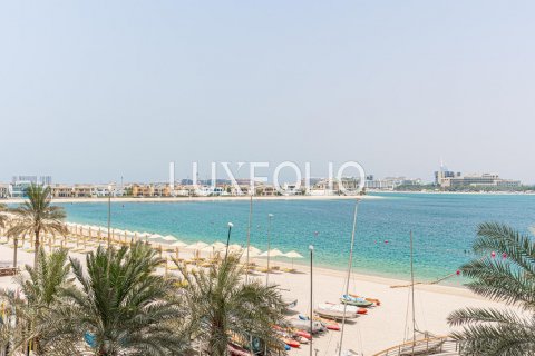Apartemen di Palm Jumeirah, Dubai, UEA 3 kamar tidur, 222 m2 nomor 627762 - foto 14