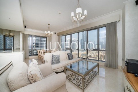 Apartemen di Downtown Dubai (Downtown Burj Dubai), Dubai, UEA 2 kamar tidur, 152 m2 nomor 627594 - foto 2