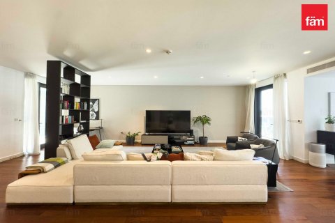 Appartement te koop in Al Wasl, Dubai, VAE 3 slaapkamers, 261.6 vr.m., nr 612488 - foto 1