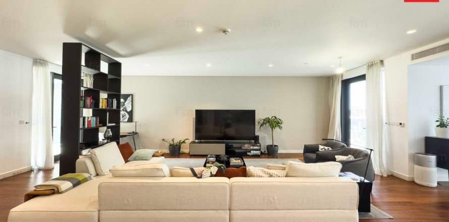Appartement in Al Wasl, Dubai, VAE 3 slaapkamers, 261.6 vr.m. nr 612488