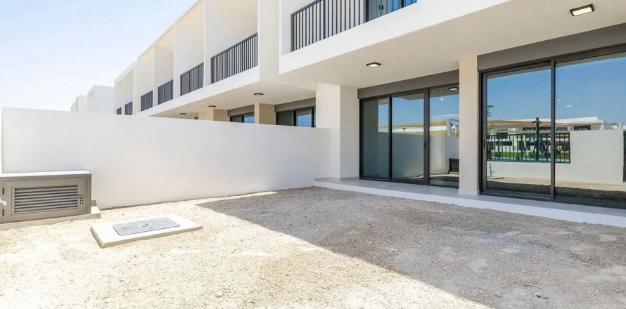 Řadový dům v Town Square, Dubai, SAE 3 ložnice, 176.9 m² Č.: 612479