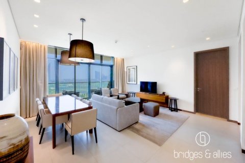 Apartmen di The Hills, Dubai, UAE 3 bilik tidur, 171.2 meter persegi № 624622 - foto 3