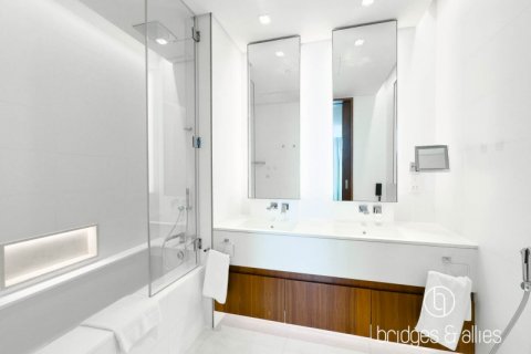 Apartmen di The Hills, Dubai, UAE 3 bilik tidur, 171.2 meter persegi № 624622 - foto 11