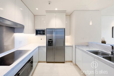 Apartmen di The Hills, Dubai, UAE 3 bilik tidur, 171.2 meter persegi № 624622 - foto 4