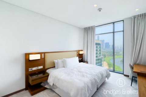Apartmen di The Hills, Dubai, UAE 3 bilik tidur, 171.2 meter persegi № 624622 - foto 18
