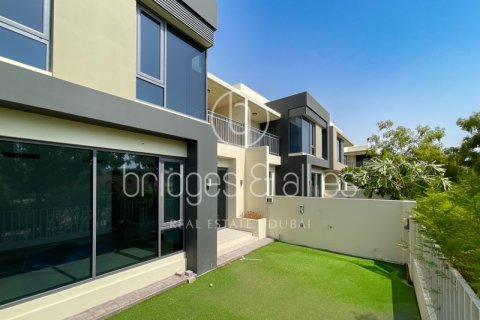 Vilë në Dubai Hills Estate, Emiratet e Bashkuara Arabe 4 dhoma gjumi, 283.4 m2. № 624624 - Foto 9