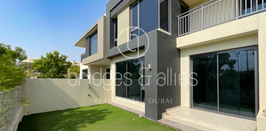 Vilë në Dubai Hills Estate, Emiratet e Bashkuara Arabe 4 dhoma gjumi, 283.4 m2. № 624624