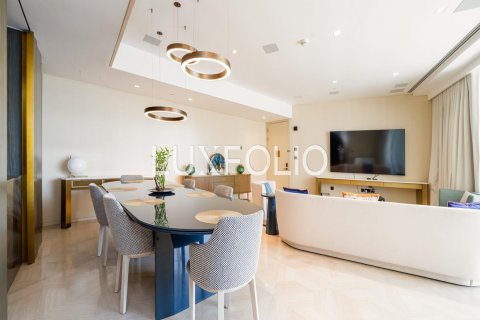 Apartament në Palm Jumeirah, Dubai, Emiratet e Bashkuara Arabe 2 dhoma gjumi, 181 m2. № 627770 - Foto 3