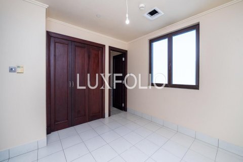 Apartment in Old Town, Dubai, UAE 2 bedrooms, 232 sq.m. № 627775 - photo 10
