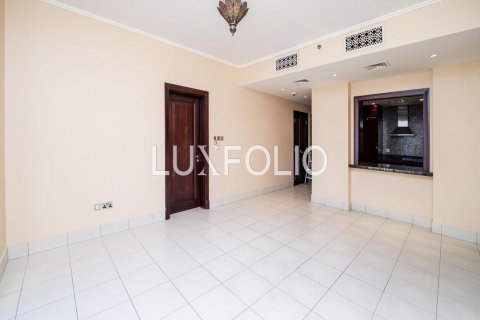 Apartment in Old Town, Dubai, UAE 2 bedrooms, 232 sq.m. № 627775 - photo 6