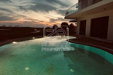 Apartmen di Al Zorah, Ajman, UAE 3 bilik tidur, 160.5 meter persegi № 590134 - foto 16