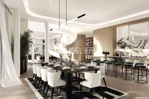 Villa in Nadd Al Sheba, Dubai, UAE 5 bedrooms, 724 sq.m. № 626189 - photo 5