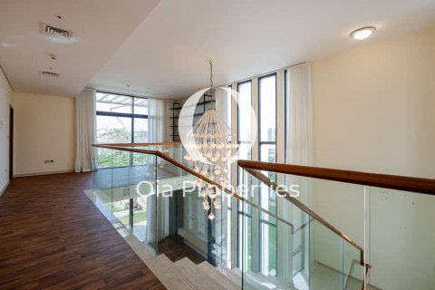Vila na Yas Island, Abu Dhabi, SAE 4 ložnice, 614 m² Č.: 608520 - fotografie 5