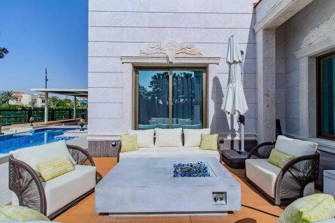 Vila v Jumeirah Islands, Dubai, SAE 4 ložnice, 1026 m² Č.: 610907 - fotografie 18