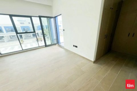 Kuća u nizu u Dubai, UAE 4 spavaćih soba, 144 m2 Br. 621720 - fotografija 9