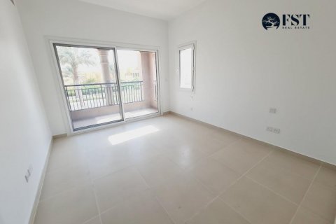 Řadový dům v Dubai Land, SAE 3 ložnice, 260.3 m² Č.: 571057 - fotografie 7