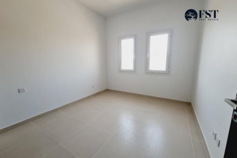 Řadový dům v Dubai Land, SAE 3 ložnice, 260.3 m² Č.: 571057 - fotografie 16