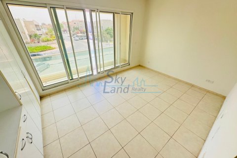 Huvila Umm Suqeim, Dubai, Arabiemiraatit 3 makuuhuonetta, 325.2 m2 № 623786 - kuva 18