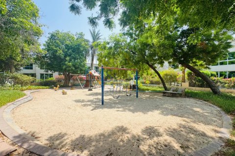 Huvila Umm Suqeim, Dubai, Arabiemiraatit 3 makuuhuonetta, 325.2 m2 № 623786 - kuva 22