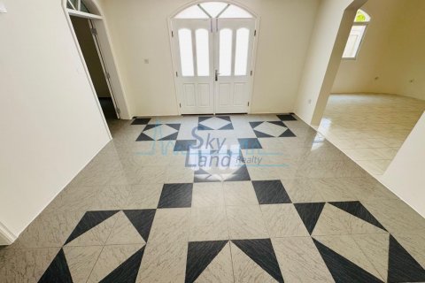 Villa in affitto a Umm Suqeim, Dubai, EAU 4 camere da letto, 325.2 mq. № 623784 - foto 10