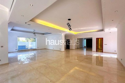 Villa in Emirates Hills, Dubai, UAE 6 bedrooms, 860 sq.m. № 625889 - photo 21