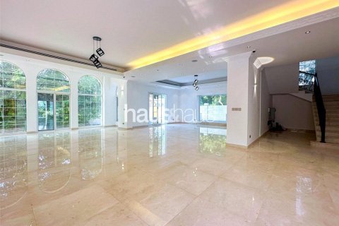 Villa in Emirates Hills, Dubai, UAE 6 bedrooms, 860 sq.m. № 625889 - photo 13