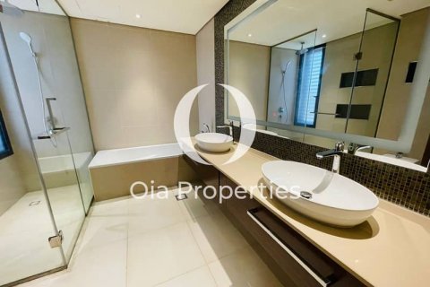 Villa on the Yas Island, Abu Dhabi, UAE 4 bedrooms, 675 sq.m. № 608673 - photo 15