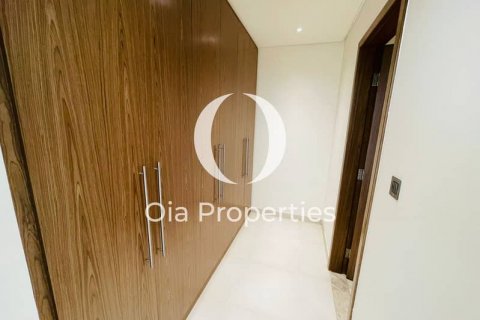 Villa on the Yas Island, Abu Dhabi, UAE 4 bedrooms, 675 sq.m. № 608673 - photo 13