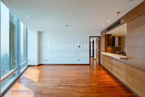 Apartment in Burj Khalifa, Dubai, UAE 2 bedrooms, 159.41968994 sq.m. № 597773 - photo 7