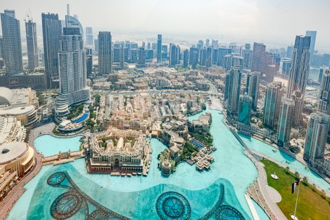 Apartment in Burj Khalifa, Dubai, UAE 2 bedrooms, 159.41968994 sq.m. № 597773 - photo 1