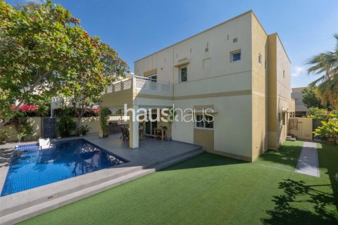 Meadows、Dubai、UAE にあるヴィラの賃貸物件 4ベッドルーム、373 m2、No626422 - 写真 1