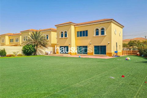 Villa zur Miete in Jumeirah Park, Dubai, VAE 4 Schlafzimmer, 1075 m2 Nr. 626449 - Foto 9