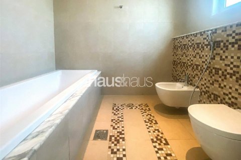 Villa zur Miete in Jumeirah Park, Dubai, VAE 4 Schlafzimmer, 1075 m2 Nr. 626449 - Foto 13