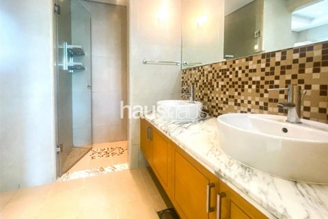 Villa zur Miete in Jumeirah Park, Dubai, VAE 4 Schlafzimmer, 1075 m2 Nr. 626449 - Foto 8